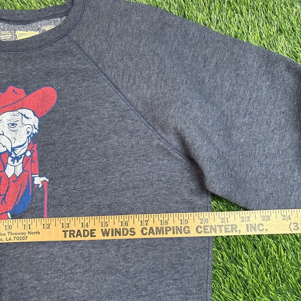 Ole Miss Rebels Sweatshirt Adult Medium Gray Distant Replays Crewneck USA